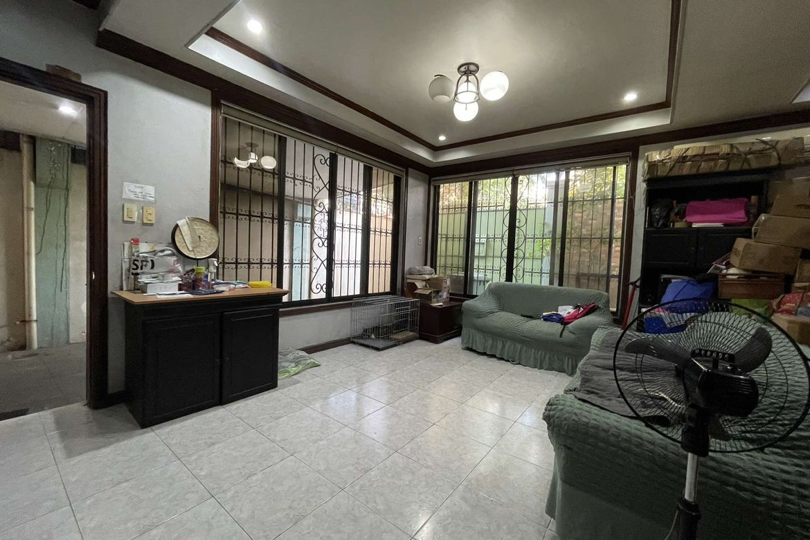 4 Bedroom House for Sale in Laging Handa, Quezon City, Metro Manila near MRT-3 Kamuning – photo 3