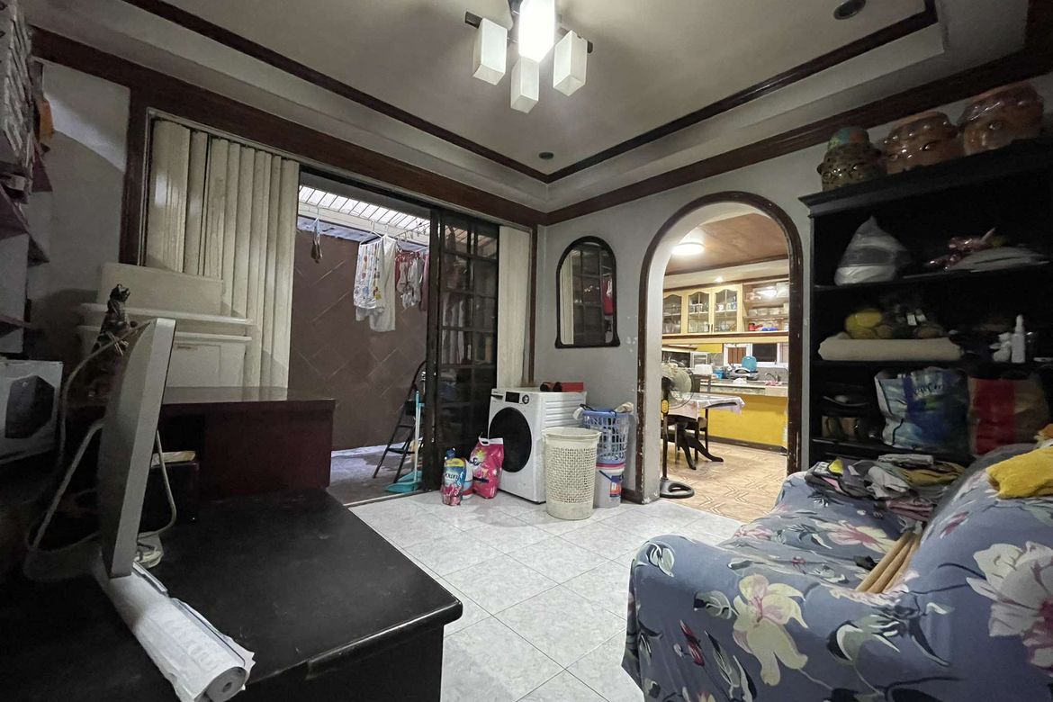 4 Bedroom House for Sale in Laging Handa, Quezon City, Metro Manila near MRT-3 Kamuning – photo 5