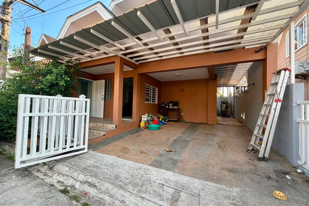 4 Bedroom House for Sale in Laguna BelAir 2, Don Jose, Santa Rosa, Laguna