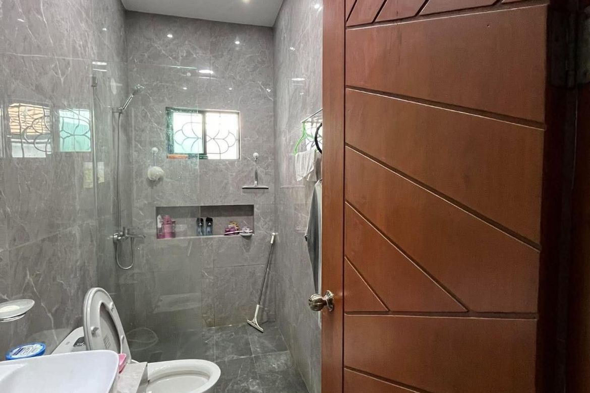 4 Bedroom House for Sale in Las Brisas, Cabuco, Trece Martires, Cavite – photo 8