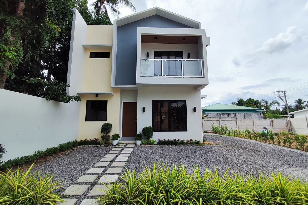 4 Bedroom House for Sale in Latag, Lipa, Batangas