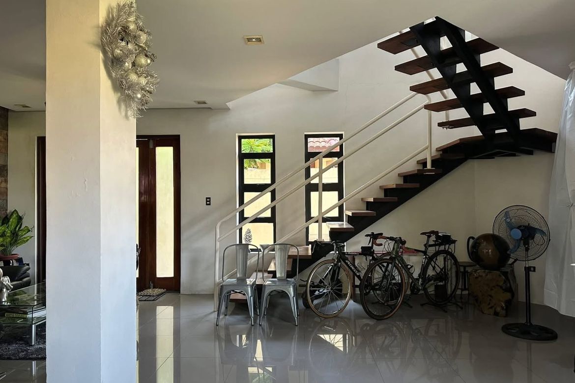 4 Bedroom House for Sale in Loma, Biñan, Laguna – photo 5