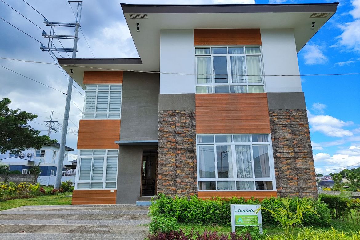 4 Bedroom House for Sale in Loma de Gato, Marilao, Bulacan