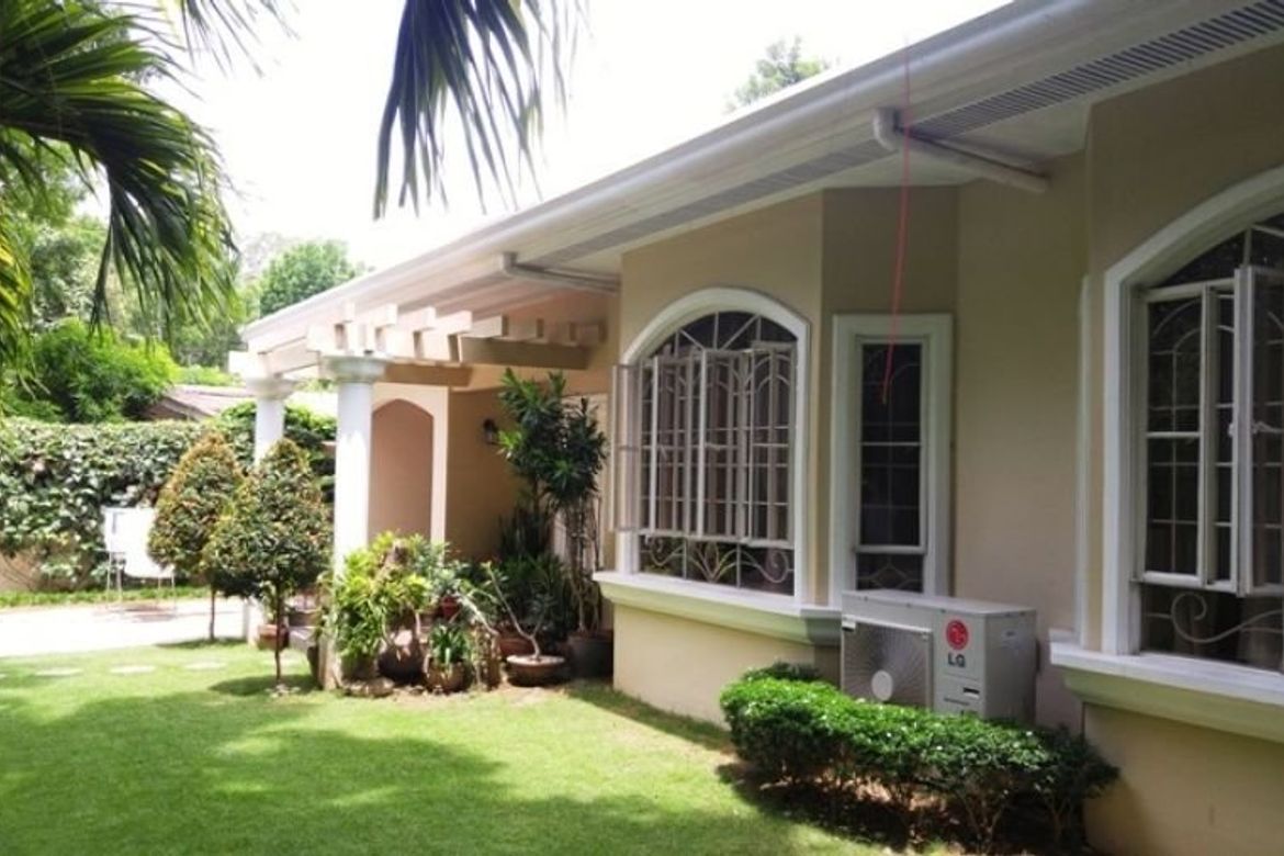 4 Bedroom House for Sale in Lourdes North West, Angeles, Pampanga