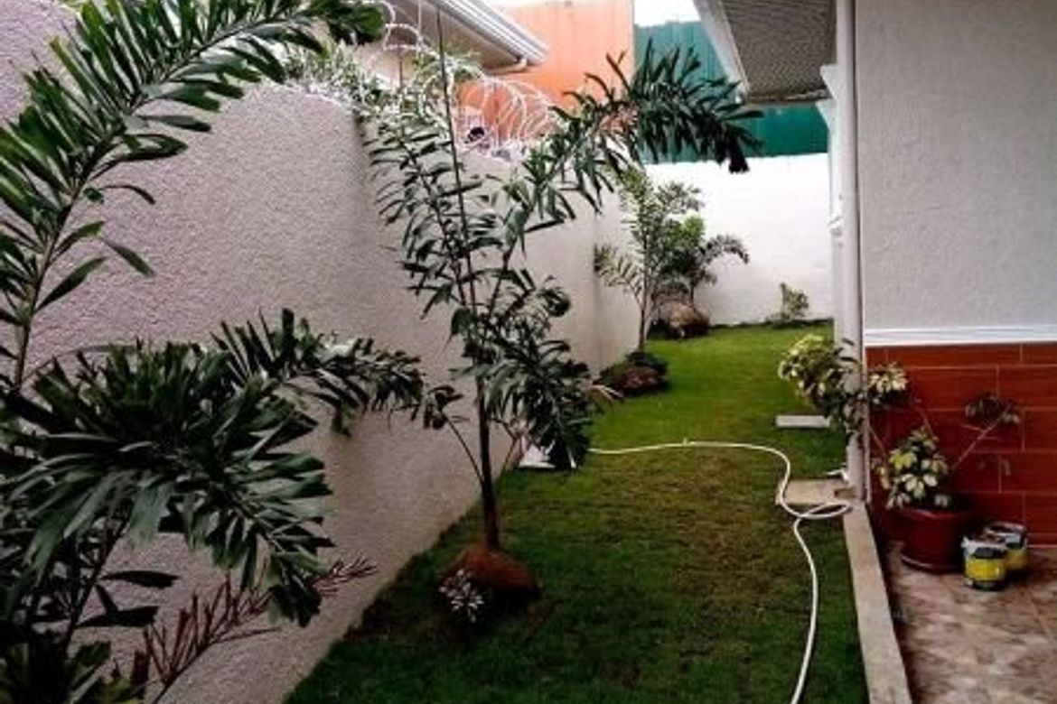 4 Bedroom House for Sale in Lourdes North West, Angeles, Pampanga – photo 2
