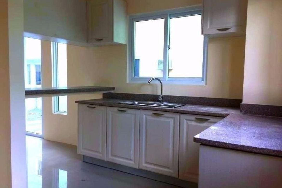 4 Bedroom House for Sale in Lourdes North West, Angeles, Pampanga – photo 2