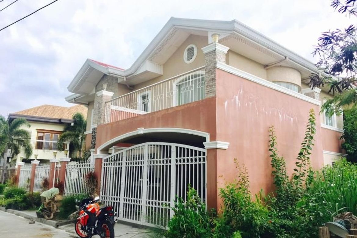 4 Bedroom House for Sale in Lourdes North West, Angeles, Pampanga – photo 2