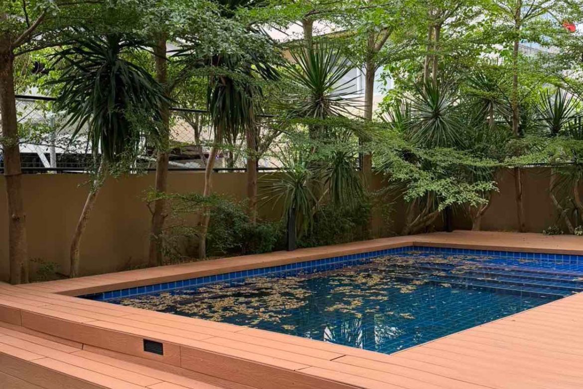 4 Bedroom House for Sale in LOYOLA GRAND VILLAS, Ramon Magsaysay, Quezon City, Metro Manila near LRT-1 Roosevelt – photo 2