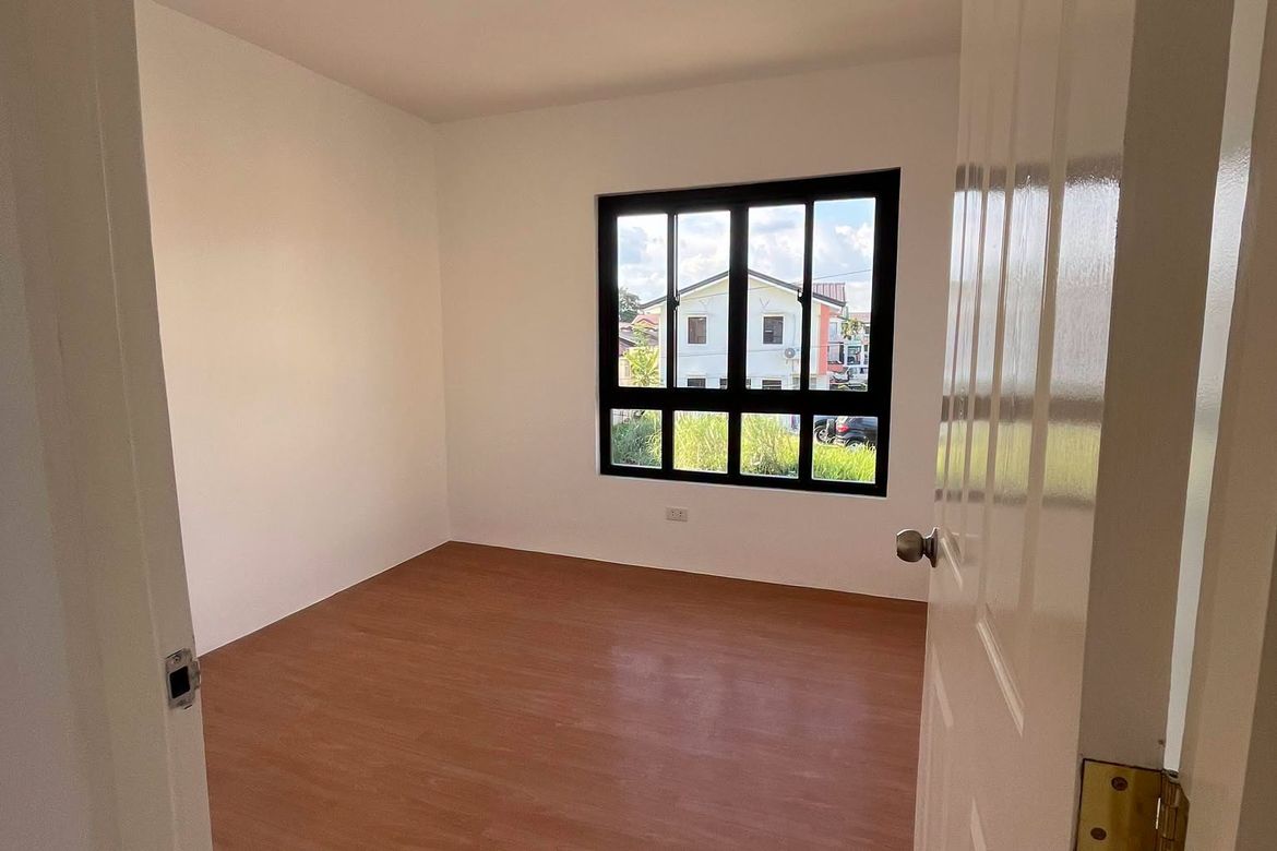 4 Bedroom House for Sale in Mabiga, Mabalacat, Pampanga – photo 2
