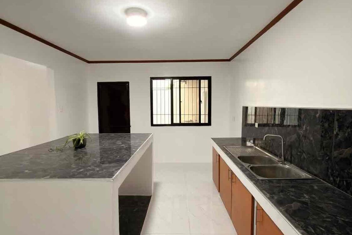 4 Bedroom House for Sale in Mabiga, Mabalacat, Pampanga – photo 7