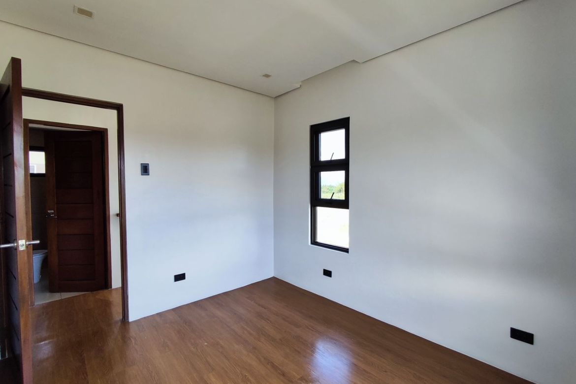 4 Bedroom House for Sale in Mabini, Lipa, Batangas – photo 8