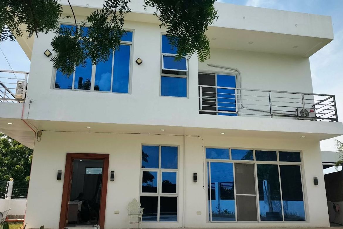 4 Bedroom House for Sale in Mactan, Lapu-Lapu, Cebu
