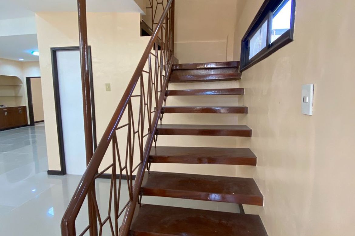 4 Bedroom House for Sale in Magallanes Village, Magallanes, Makati, Metro Manila near MRT-3 Magallanes – photo 4