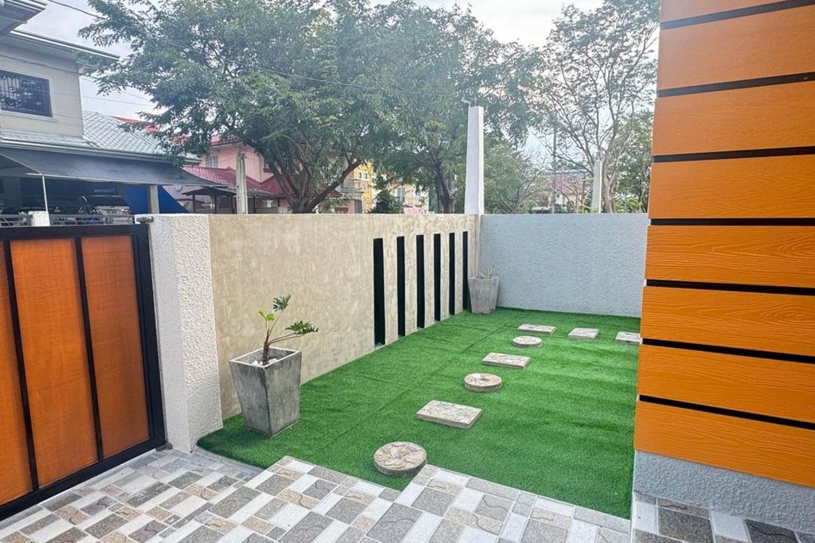 4 Bedroom House for Sale in Magdalo, Kawit, Cavite – photo 4
