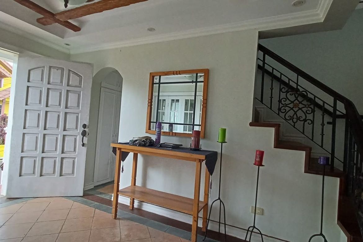 4 Bedroom House for Sale in Maitim 2nd West, Tagaytay, Cavite – photo 7