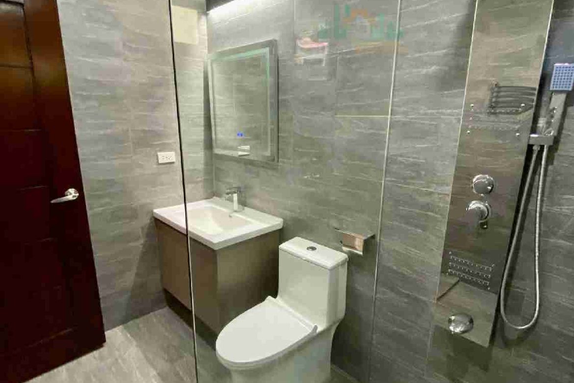 4 Bedroom House for Sale in Malabanias, Angeles, Pampanga – photo 8