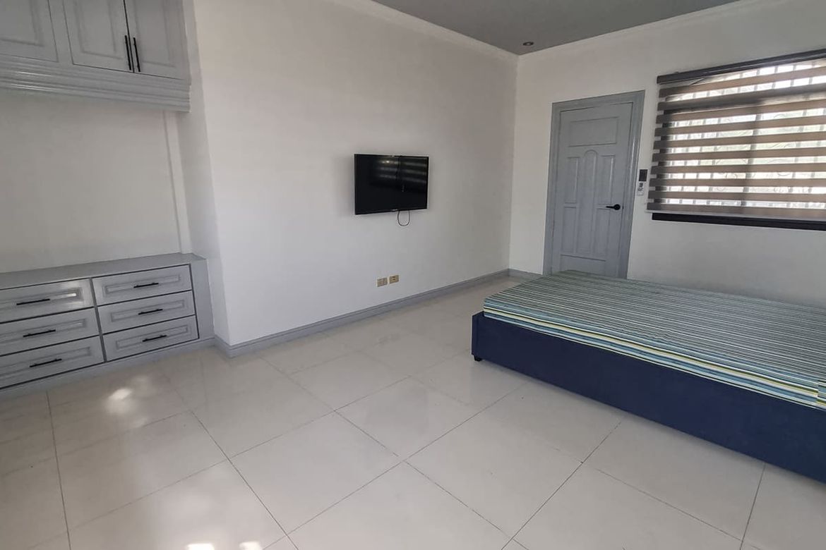 4 Bedroom House for Sale in Malabanias, Angeles, Pampanga – photo 2