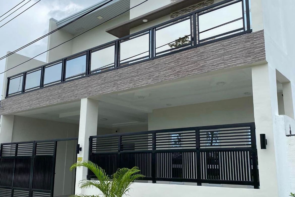 4 Bedroom House for Sale in Malabanias, Angeles, Pampanga