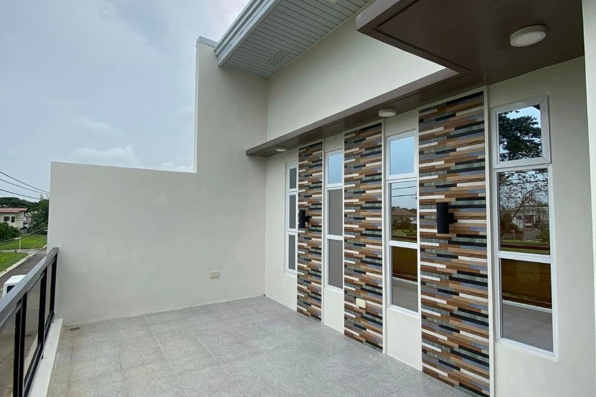 4 Bedroom House for Sale in Malabanias, Angeles, Pampanga – photo 3