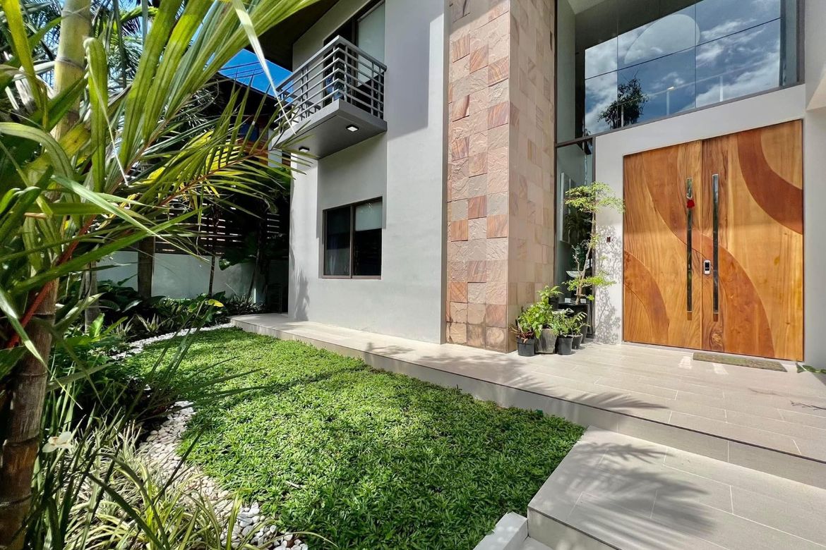 4 Bedroom House for Sale in Malanday, Marikina, Metro Manila