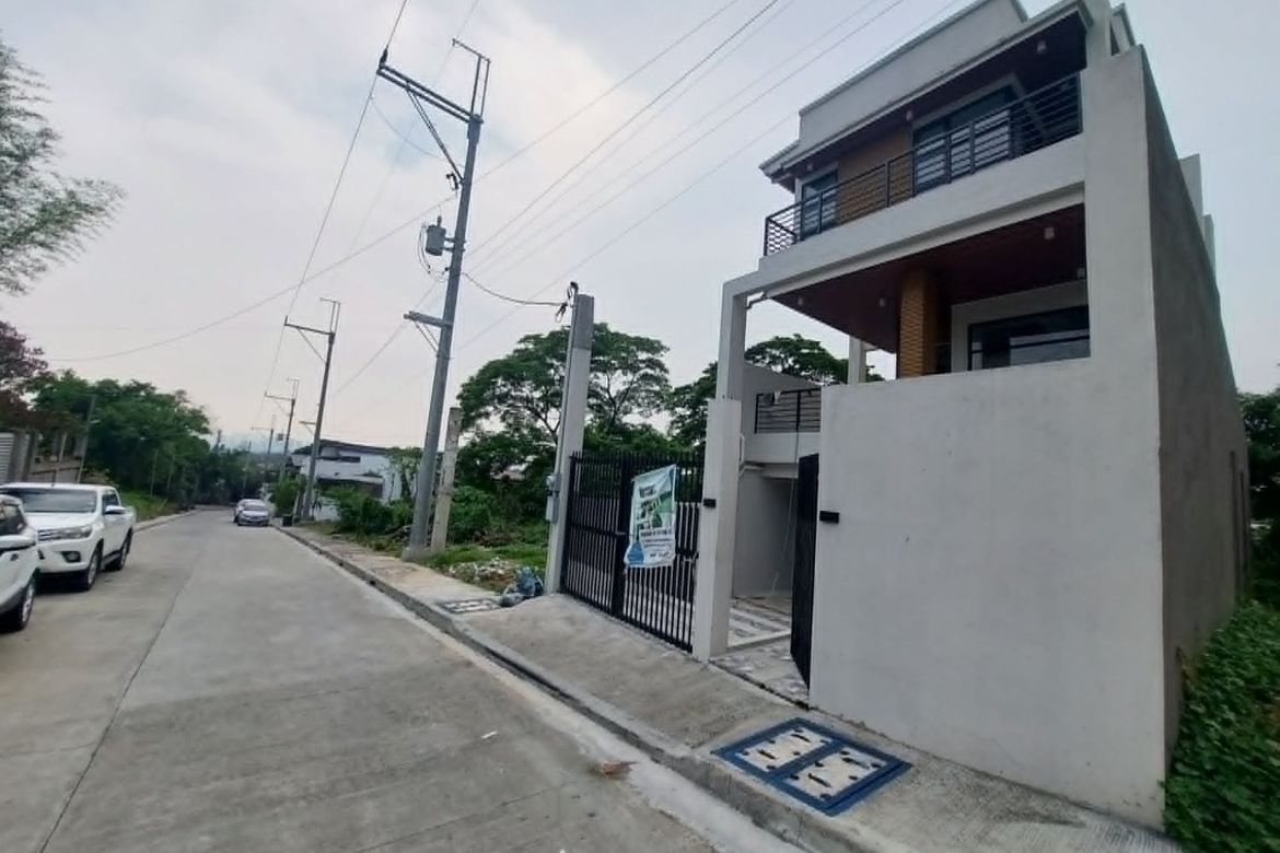 4 Bedroom House for Sale in Mambugan, Antipolo, Rizal – photo 3