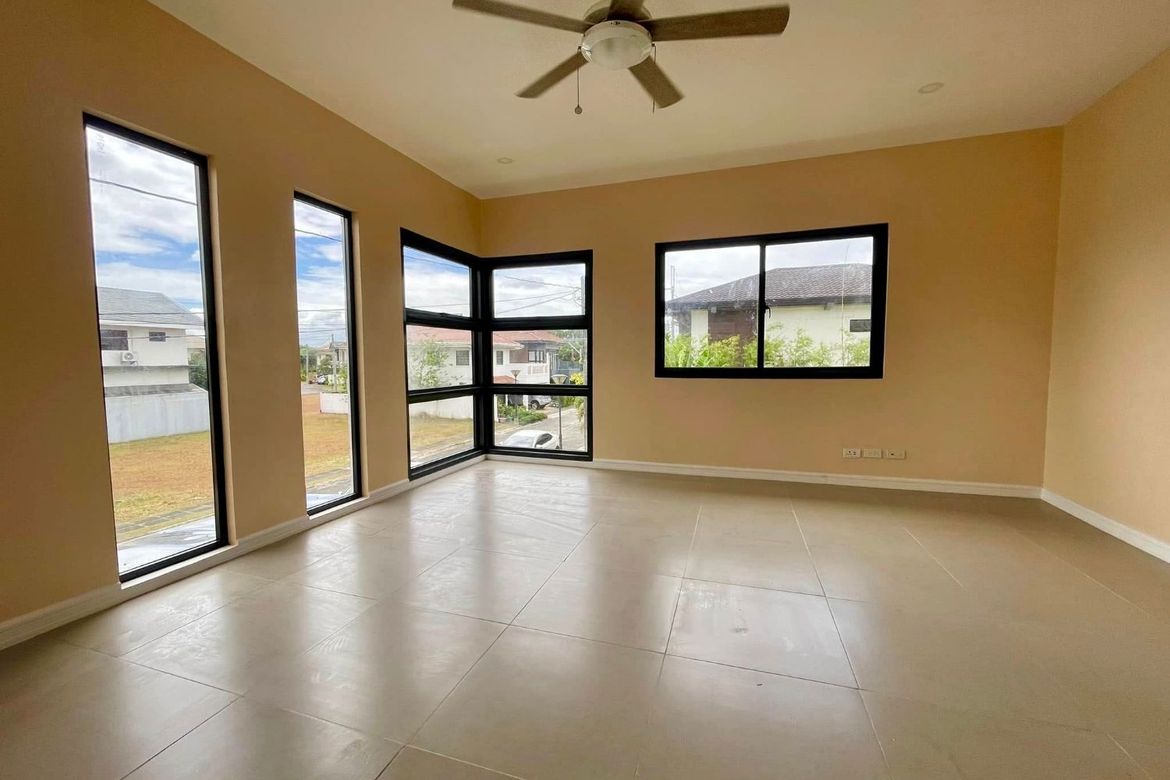 4 Bedroom House for Sale in Mampalasan, Biñan, Laguna – photo 8