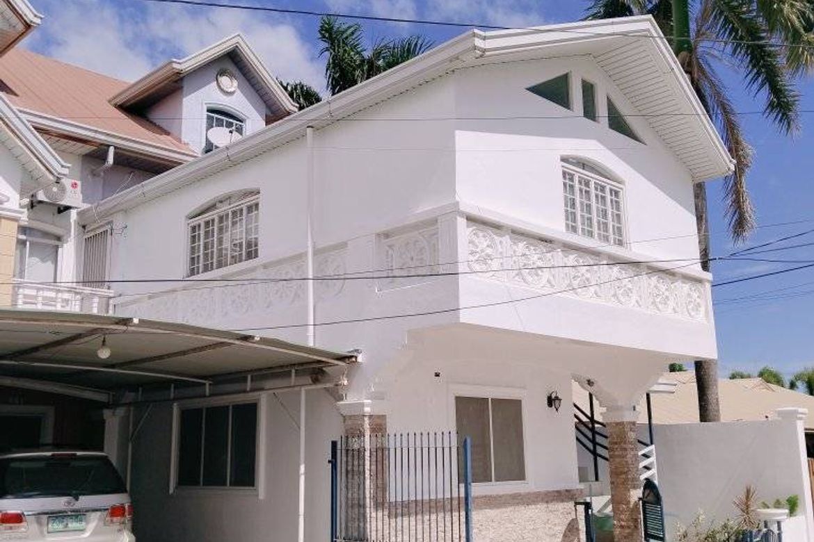 4 Bedroom House for Sale in Manibaug Pasig, Porac, Pampanga