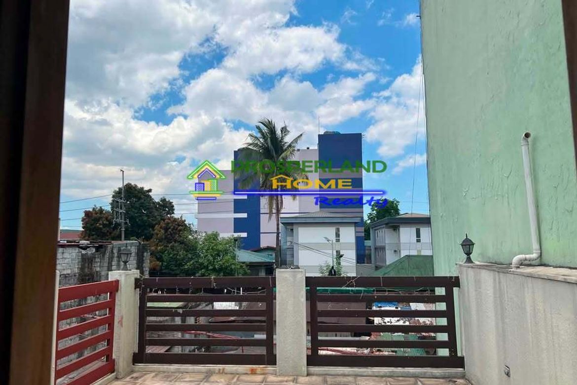 4 Bedroom House for Sale in Manila, Metro Manila near LRT-2 Legarda – photo 2