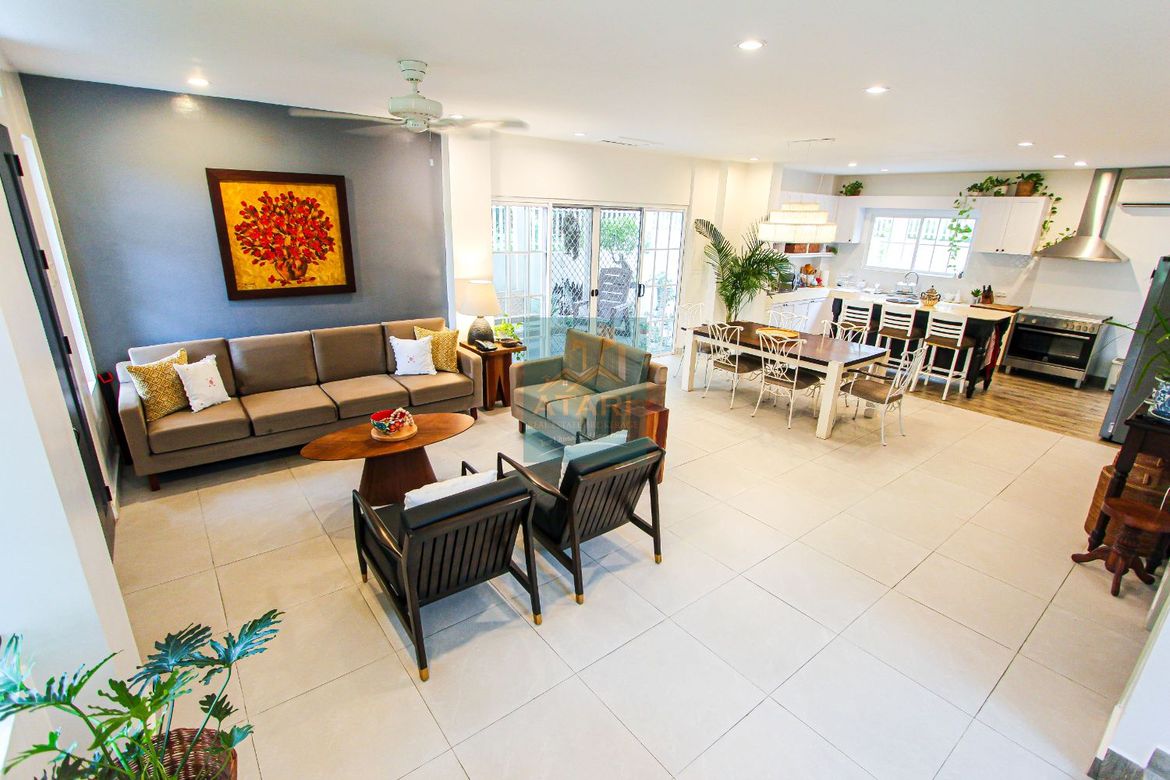 4 Bedroom House for Sale in MARIA LUISA NORTH -THE HERITAGE, Adlaon, Cebu City, Cebu