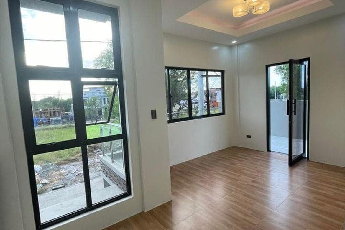 4 Bedroom House for Sale in Market Area, Santa Rosa, Laguna – photo 2