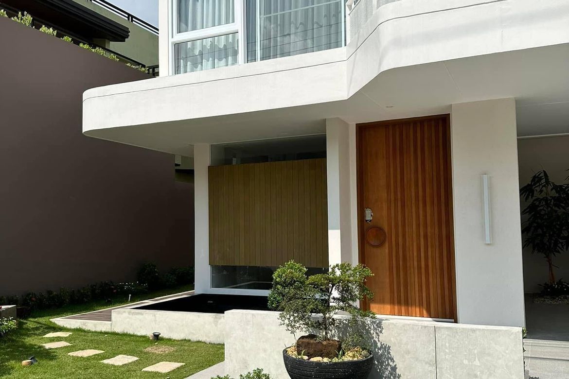 4 Bedroom House for Sale in Marquee Residences, Pulungbulu, Angeles, Pampanga