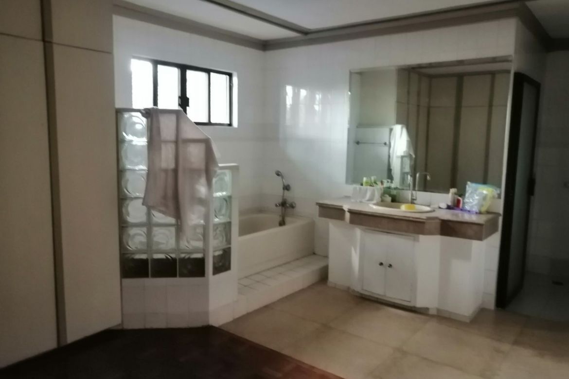 4 Bedroom House for Sale in Matandang Balara, Quezon City, Metro Manila – photo 3