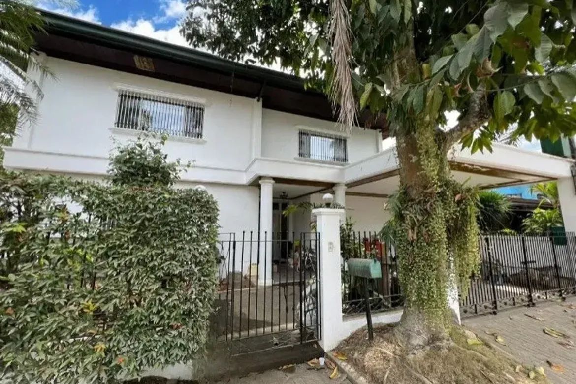 4 Bedroom House for Sale in Matandang Balara, Quezon City, Metro Manila