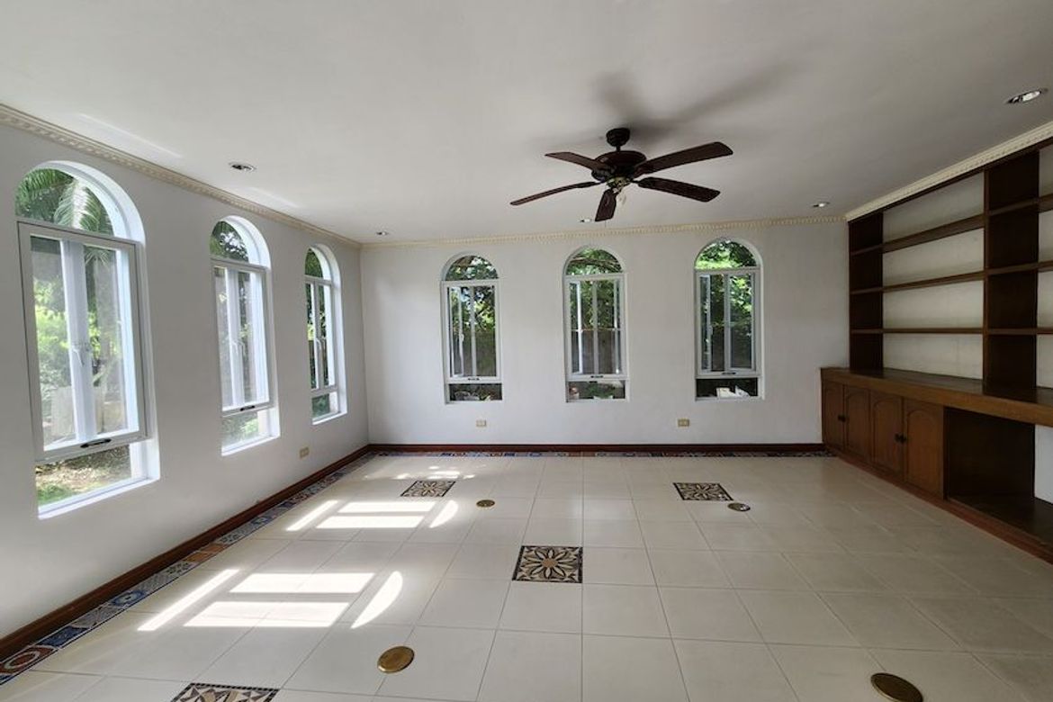 4 Bedroom House for Sale in Maunong, Calamba, Laguna – photo 3