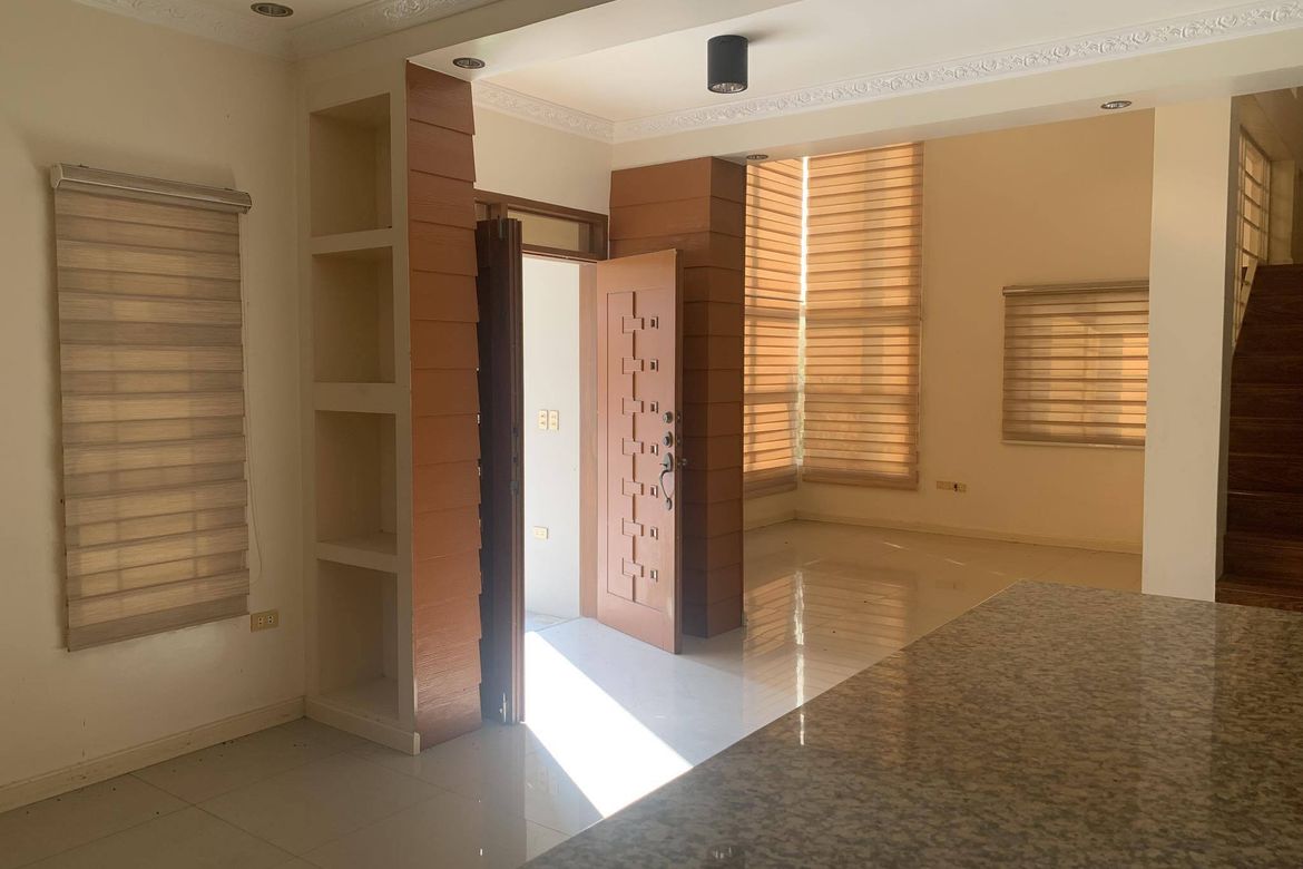 4 Bedroom House for Sale in Mawaque, Mabalacat, Pampanga – photo 5