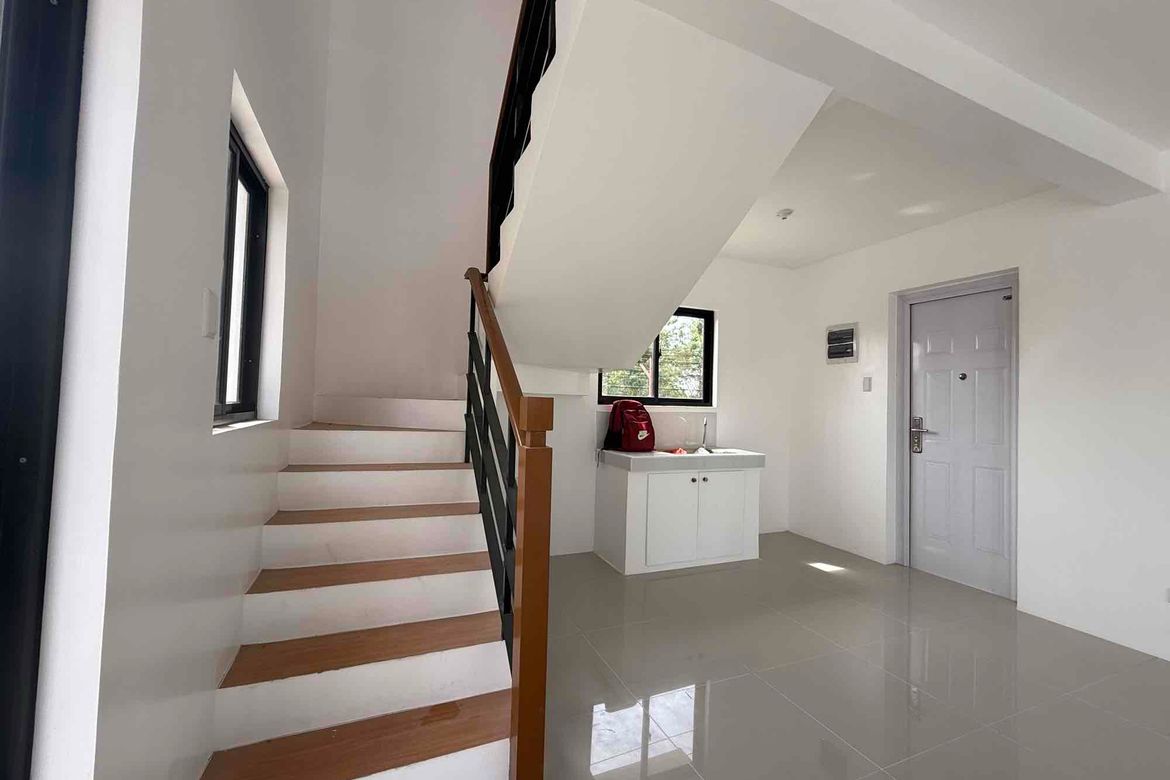4 Bedroom House for Sale in Mawaque, Mabalacat, Pampanga – photo 4