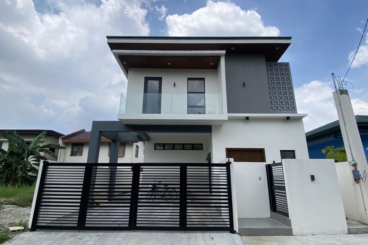4 Bedroom House for Sale in Mayamot, Antipolo, Rizal