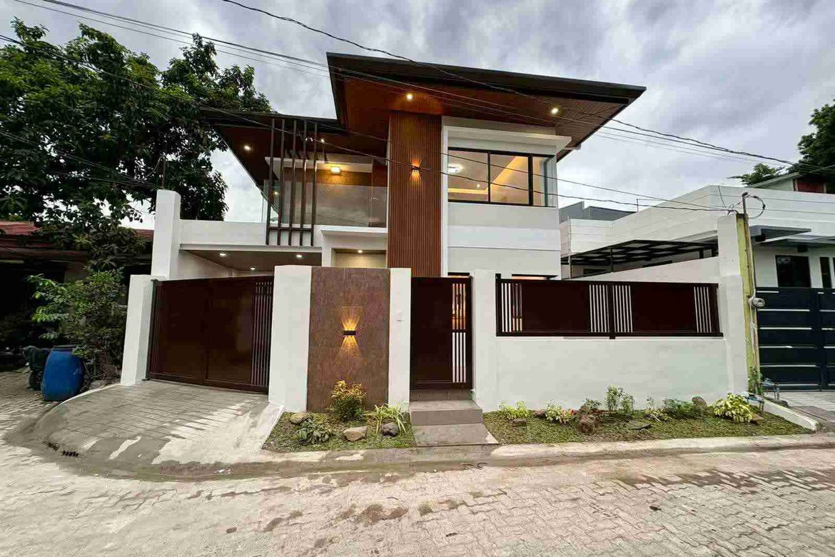 4 Bedroom House for Sale in Mayamot, Antipolo, Rizal