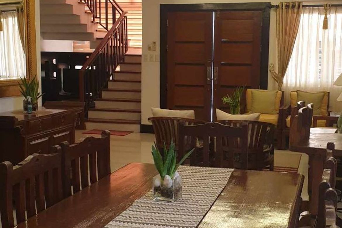 4 Bedroom House for Sale in Merville, Parañaque, Metro Manila – photo 8