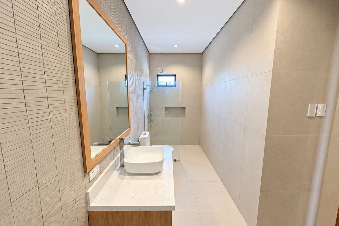 4 Bedroom House for Sale in Merville, Parañaque, Metro Manila – photo 5