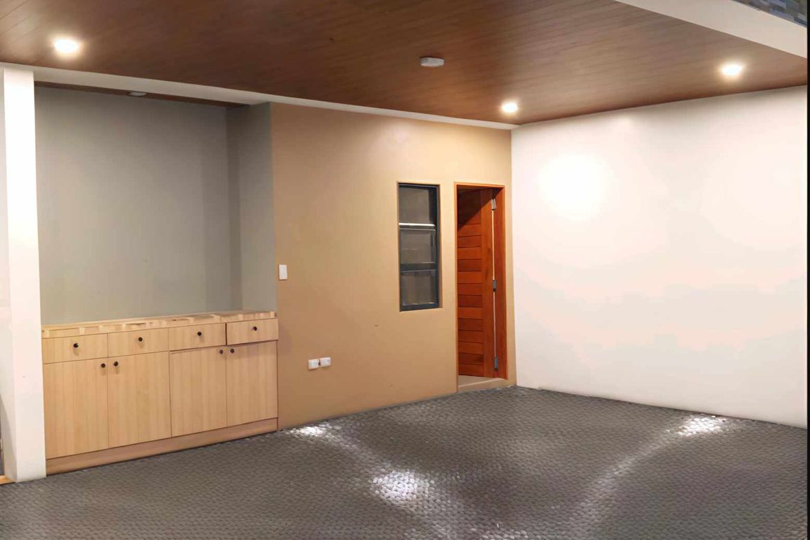 4 Bedroom House for Sale in Merville, Parañaque, Metro Manila – photo 6