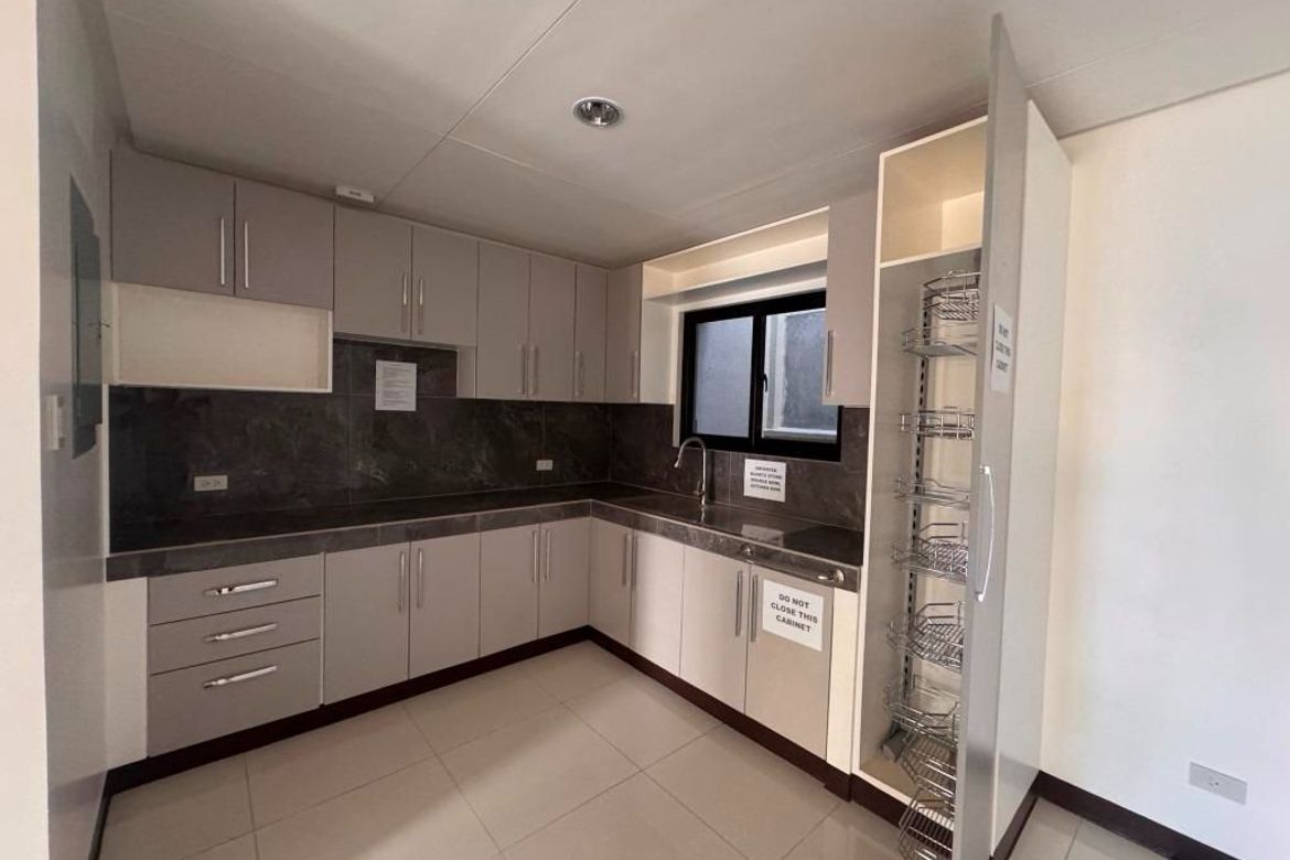 4 Bedroom House for Sale in Molino III, Bacoor, Cavite – photo 6