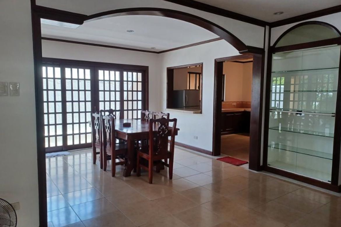 4 Bedroom House for Sale in Molino IV, Bacoor, Cavite – photo 4