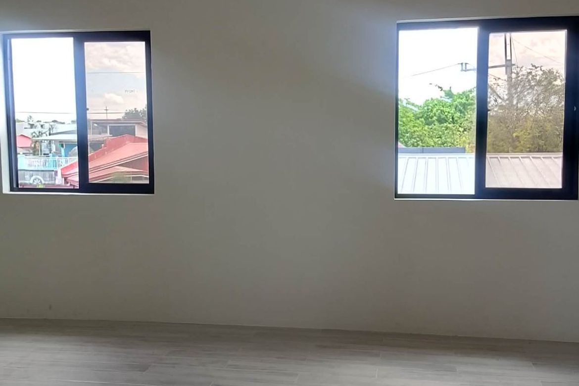 4 Bedroom House for Sale in Muntingdilaw, Antipolo, Rizal – photo 2