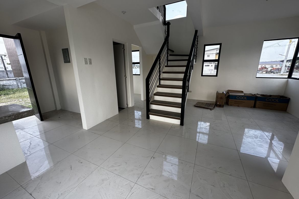 4 Bedroom House for Sale in Namagbagan, Santa Maria, Pangasinan – photo 7