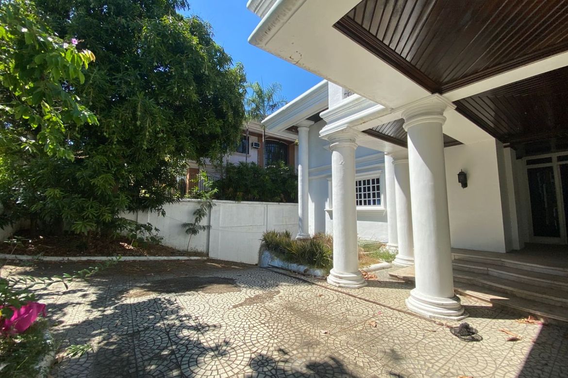 4 Bedroom House for Sale in New Alabang Village, Muntinlupa, Metro Manila