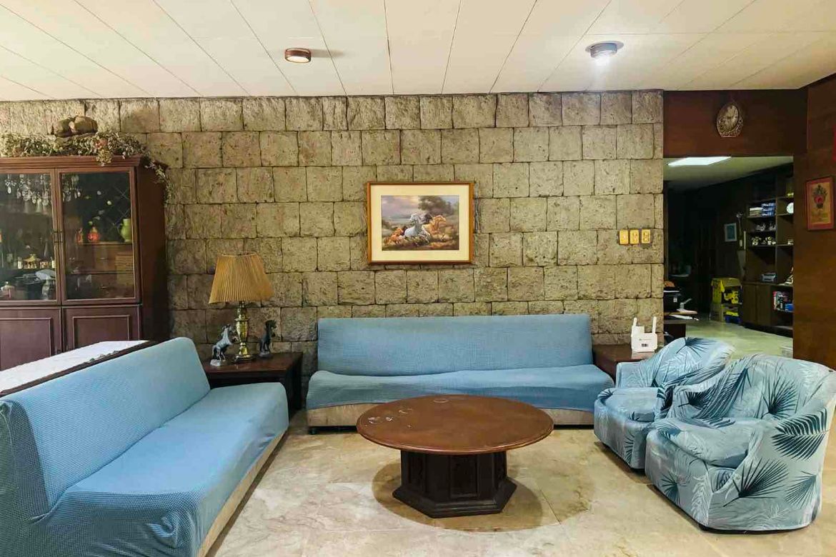 4 Bedroom House for Sale in New Alabang Village, Muntinlupa, Metro Manila