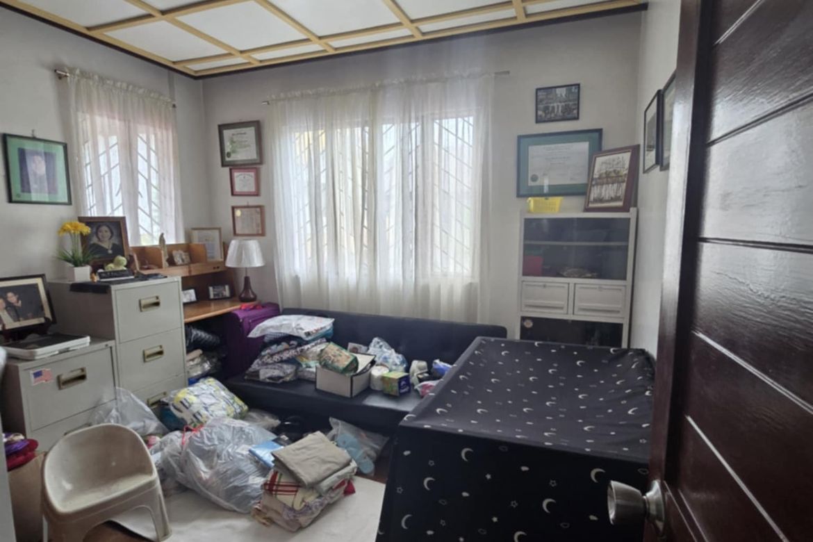 4 Bedroom House for Sale in New Alabang Village, Muntinlupa, Metro Manila