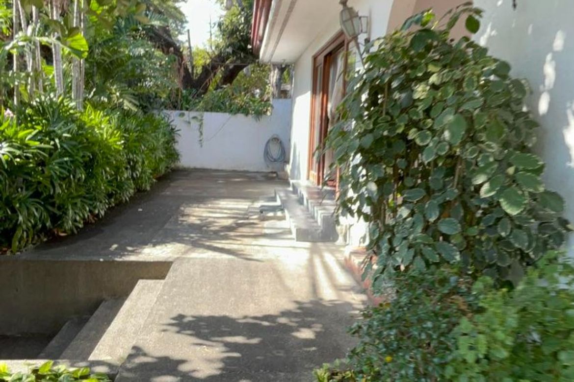 4 Bedroom House for Sale in New Alabang Village, Muntinlupa, Metro Manila – photo 2