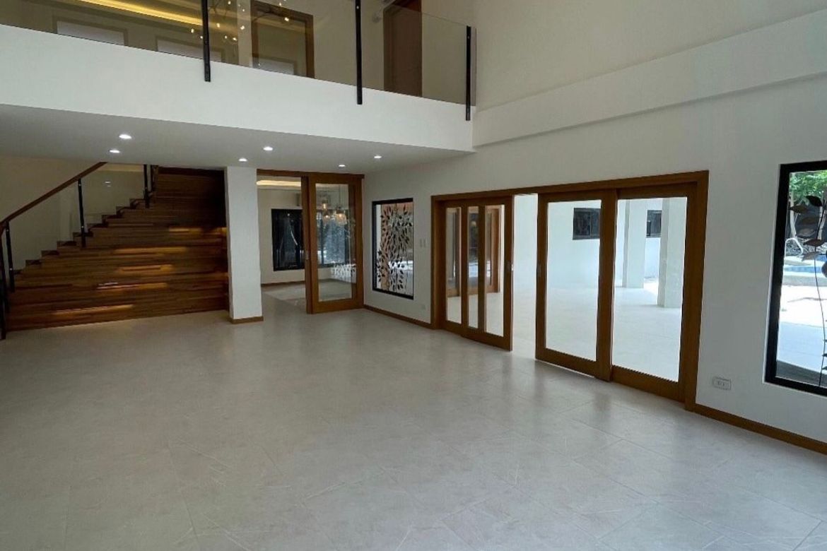 4 Bedroom House for Sale in New Alabang Village, Muntinlupa, Metro Manila – photo 3